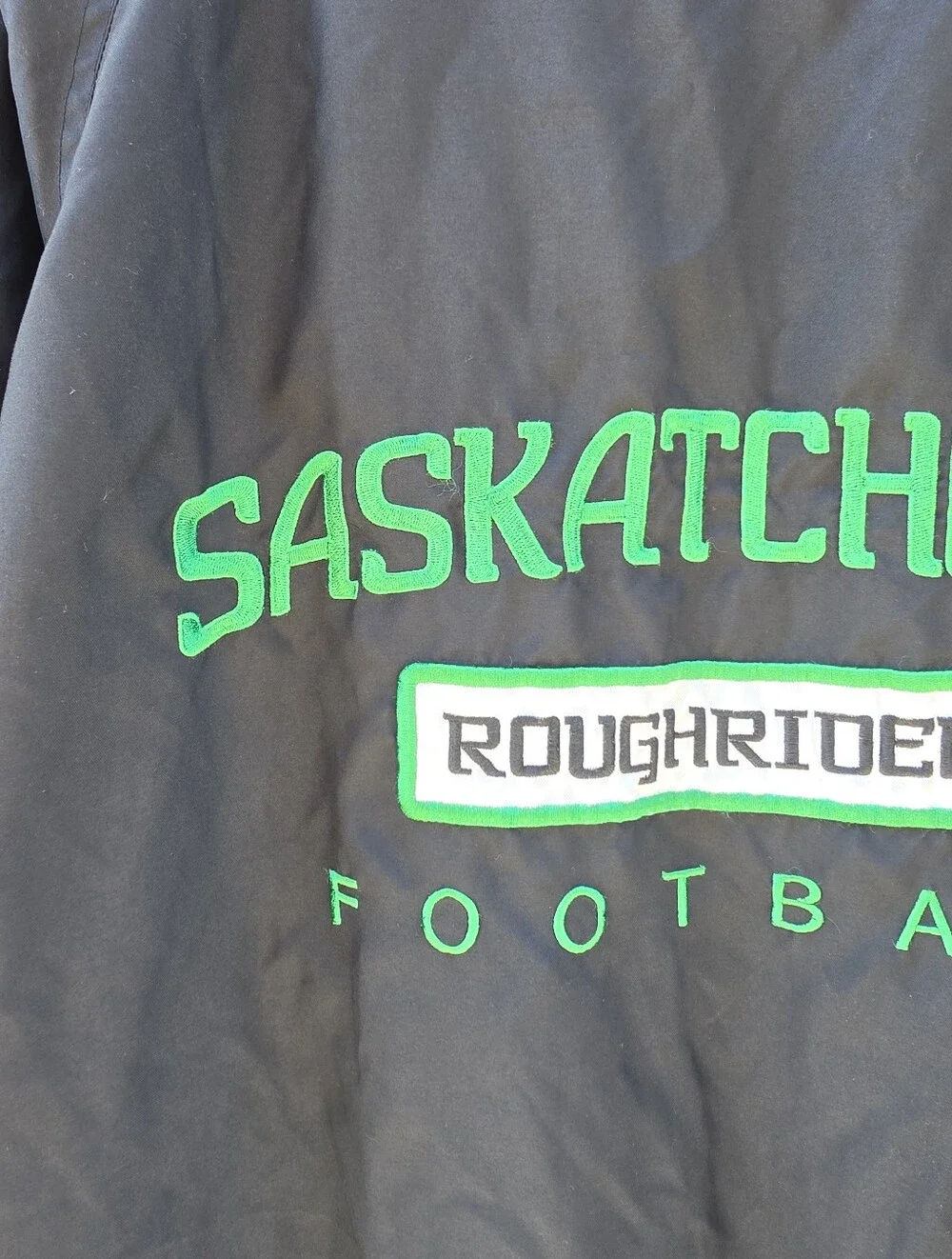 VTG 90s Puma Saskatchewan Roughriders CFL Track Jacket Men's L Black Sewn
